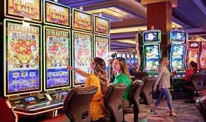Thể thao ảo, esports và các môn bóng chuyền, cầu lông hàng đầu phục vụ người chơi Việt