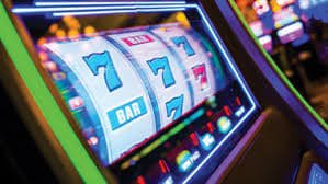 Live Casino với dealer trực tiếp chất lượng cao, trải nghiệm như tại sòng bài thực
